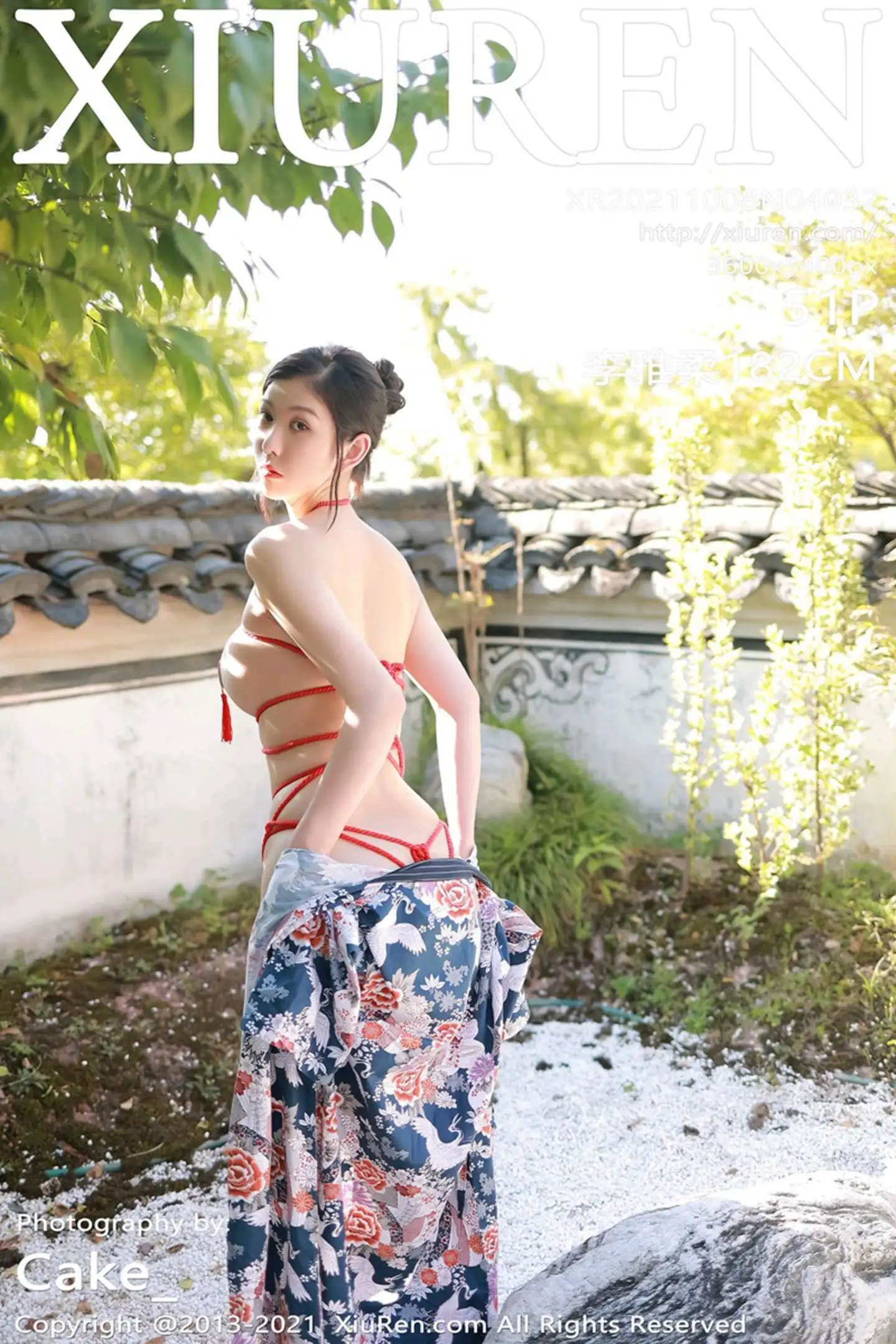 [XiuRen秀人网]No.4032_模特李雅柔大理旅拍户外脱绚丽和服露豪乳血滴子遮点诱惑写真51P-秀人网 - XiuRen.Space